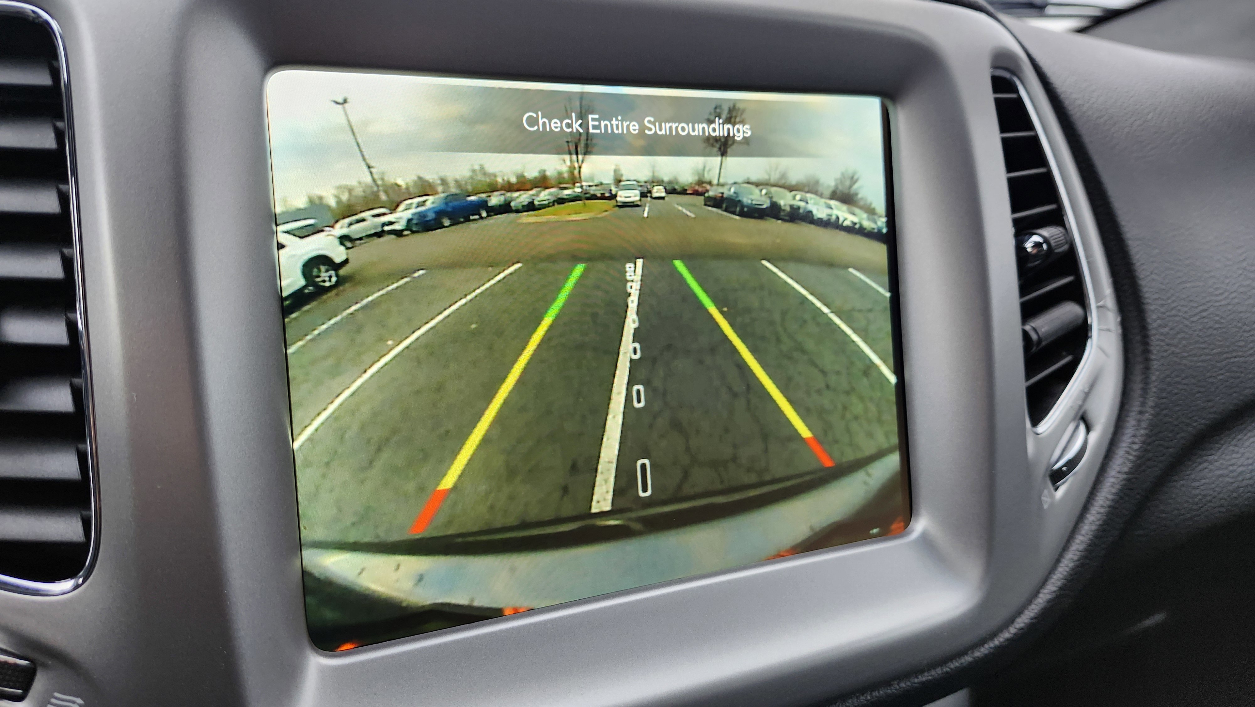 Used 2021 Jeep Compass Latitude w/ Driver Assistance Group image 2