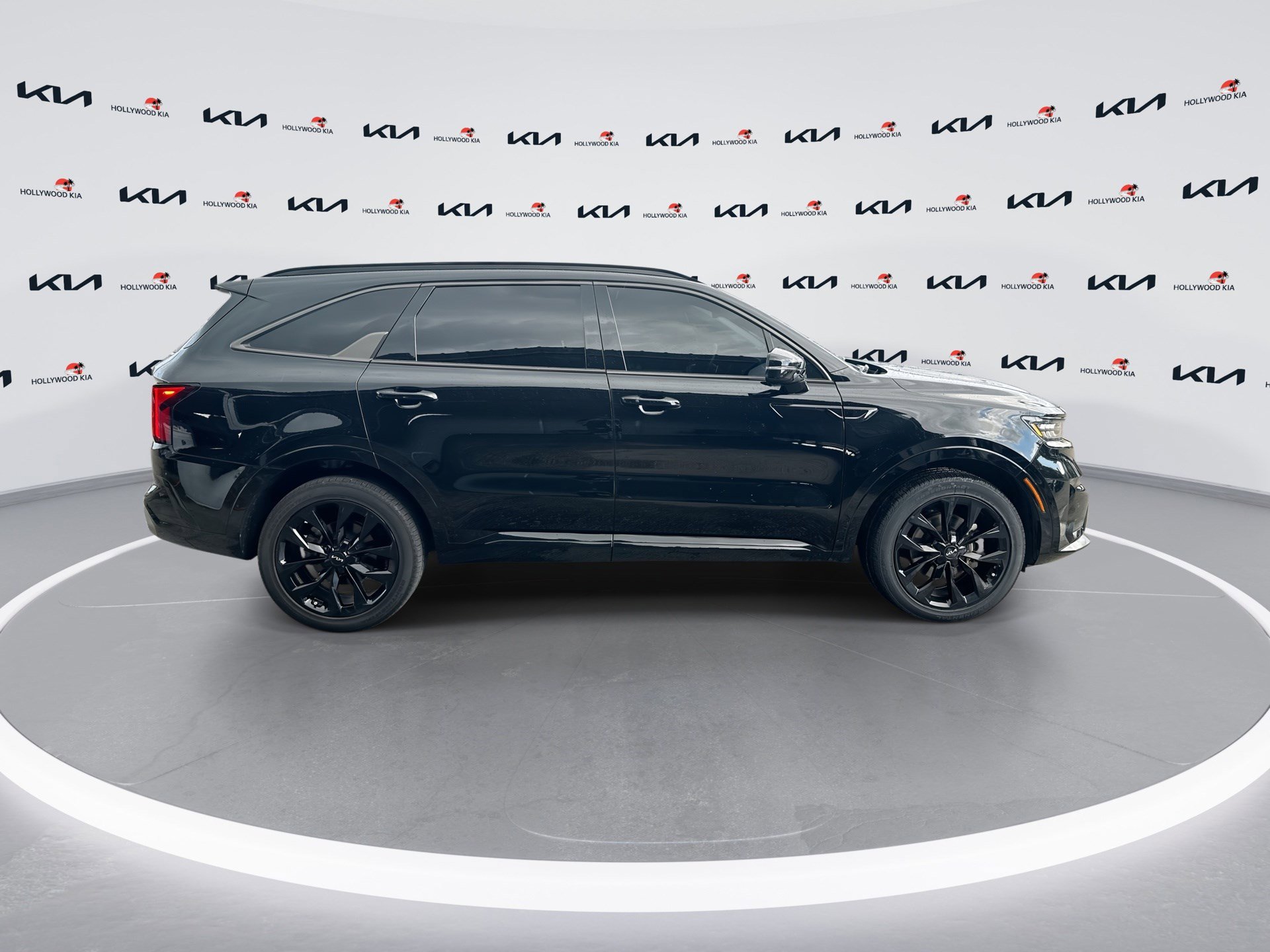 Certified 2023 Kia Sorento SX FWD image 9