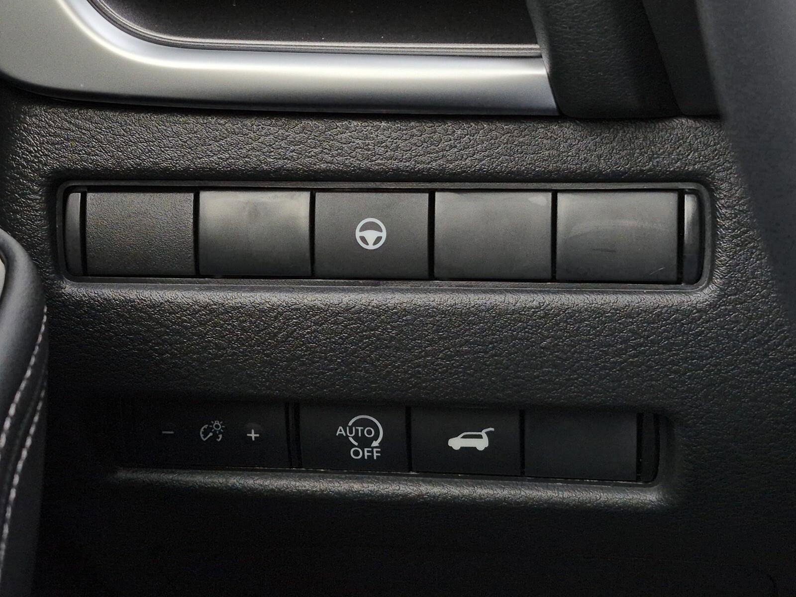 Used 2026 Nissan Rogue SV w/ SV Premium Package image 20