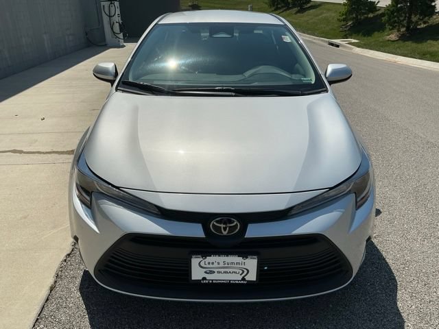 Used 2025 Toyota Corolla LE FWD image 9