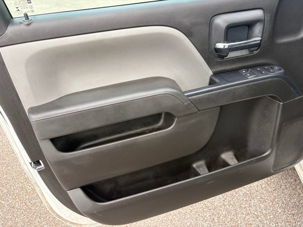 Used 2016 GMC Sierra 1500 2WD Regular Cab image 9
