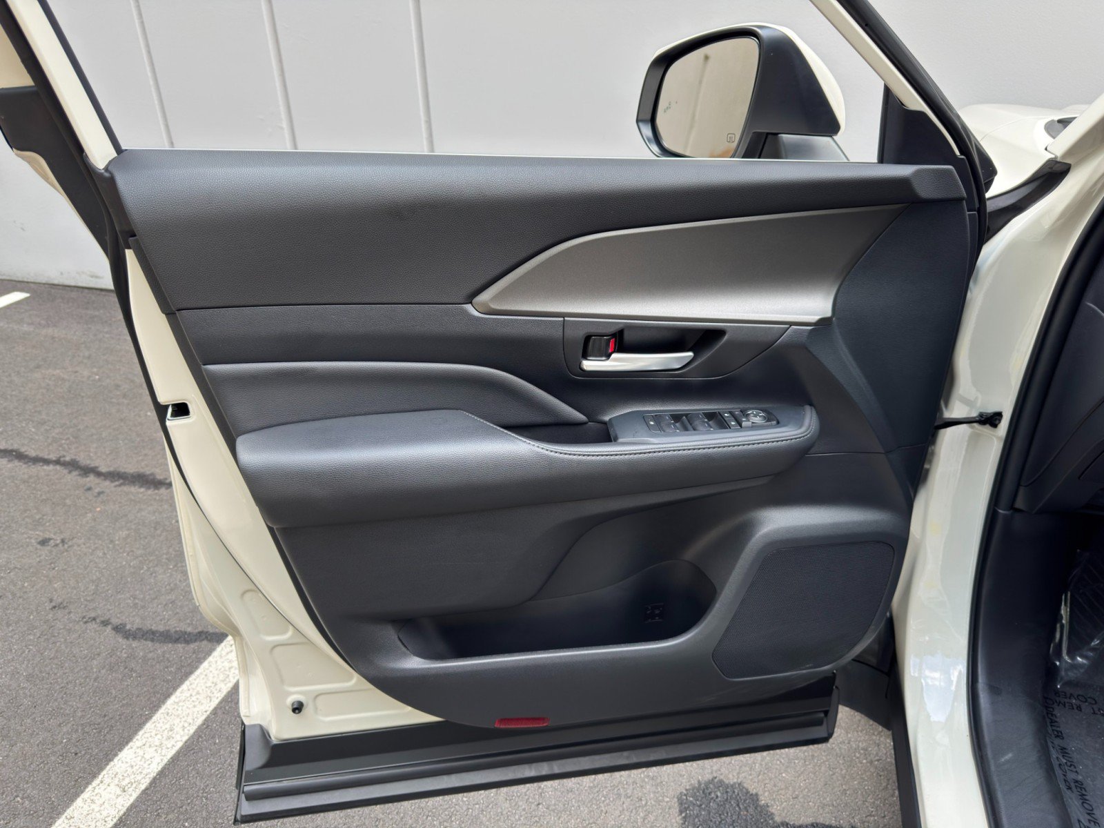 Used 2024 Toyota Grand Highlander AWD image 43