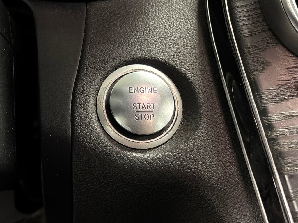 Used 2016 Mercedes-Benz C 300 Sedan image 38
