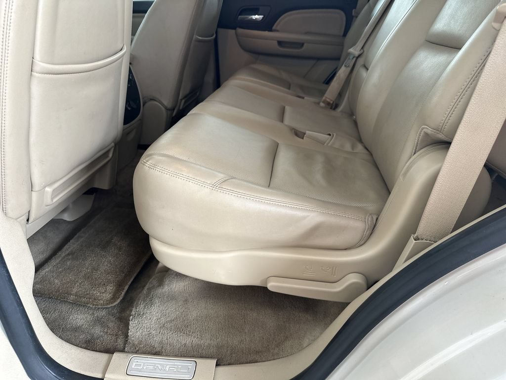 Used 2014 GMC Yukon Denali RWD image 30