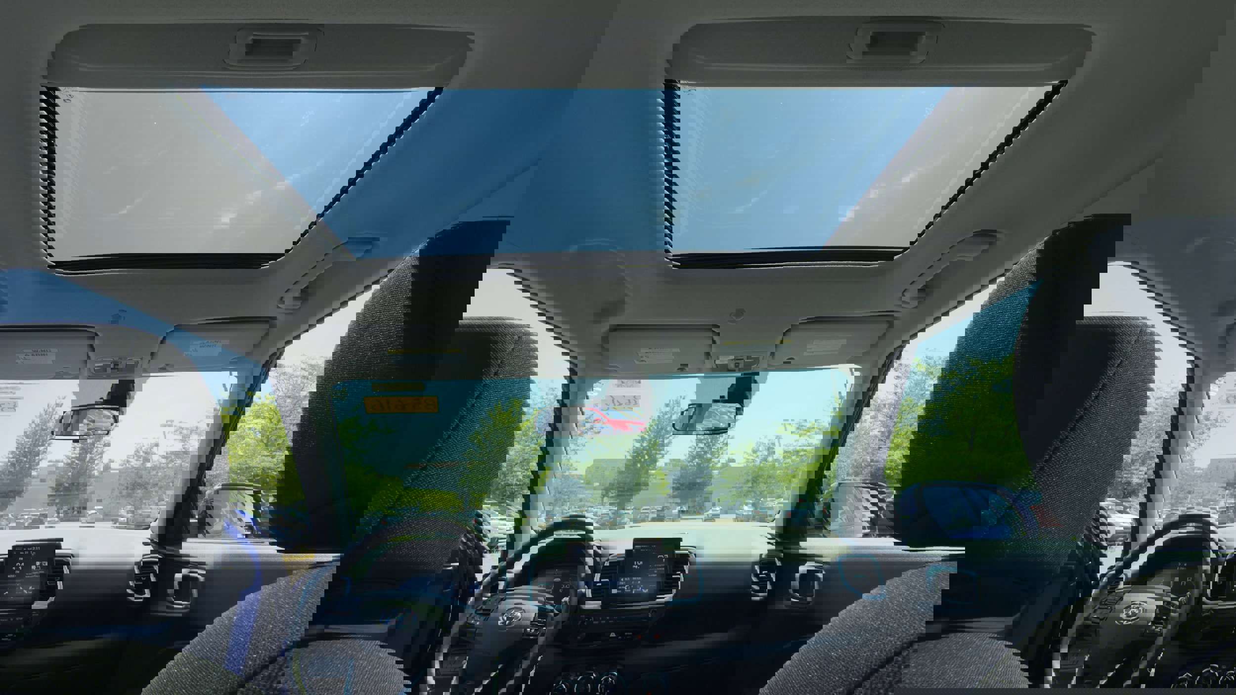 Used 2023 Hyundai Venue SEL w/ Cargo Package image 20