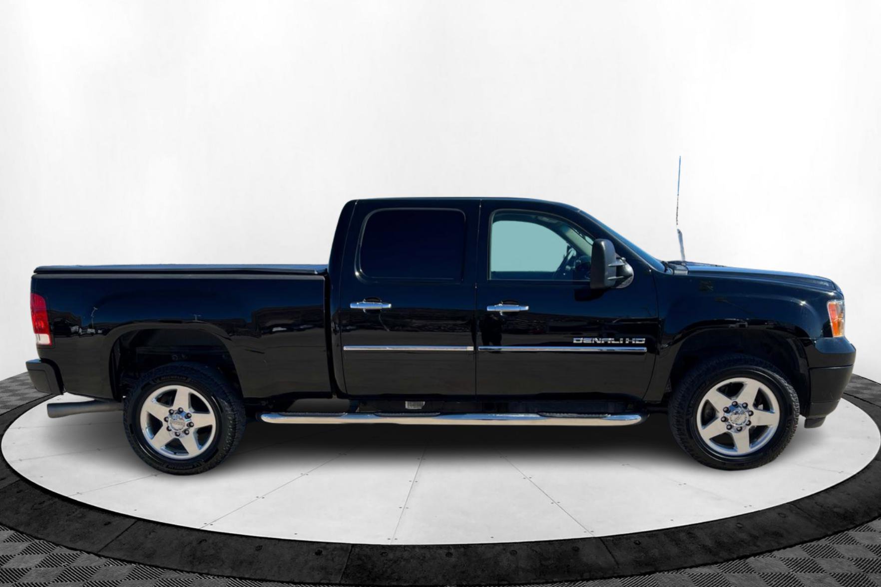 Used 2013 GMC Sierra 2500 Denali image 8
