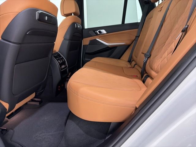Certified 2024 BMW X5 M60i AWD/4WD image 17