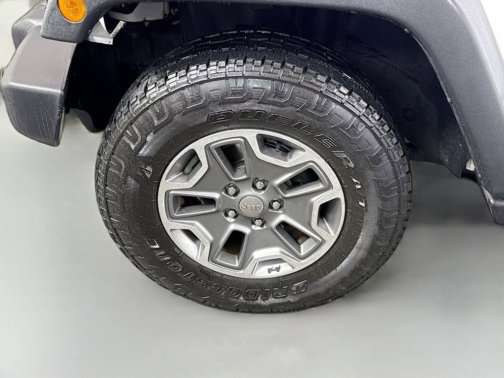 Used 2014 Jeep Wrangler Rubicon w/ Power Convenience Group image 33