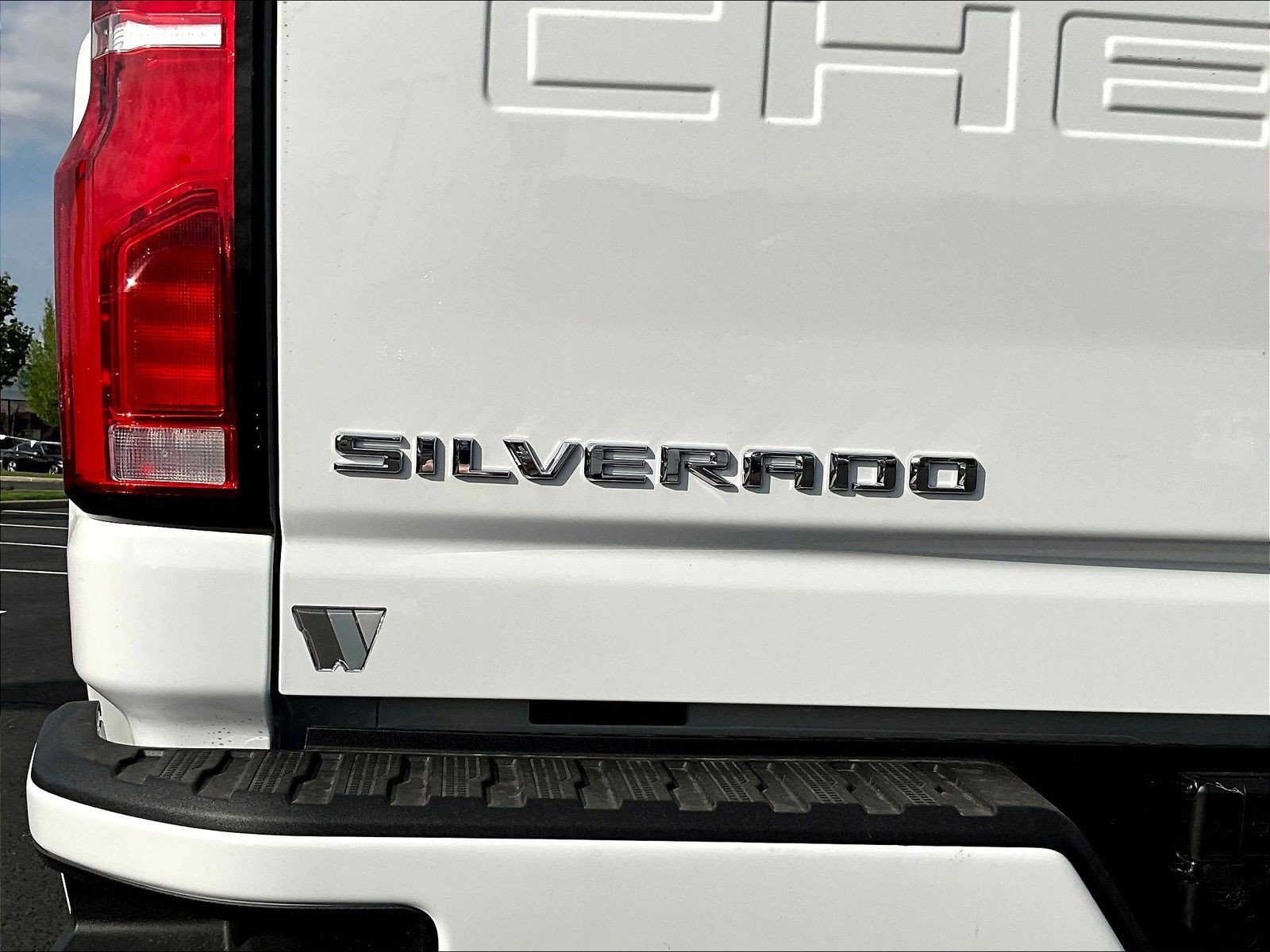 New 2026 Chevrolet Silverado 2500 LT w/ Z71 Chrome Sport Edition AWD/4WD image 8