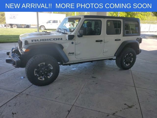 Used 2024 Jeep Wrangler Unlimited Rubicon 4xe w/ Capability Package image 2