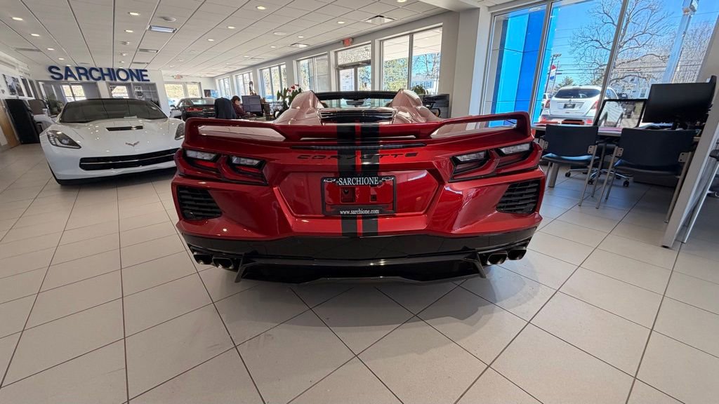 Used 2021 Chevrolet Corvette Stingray Premium Conv w/ Z51 Performance Package image 5