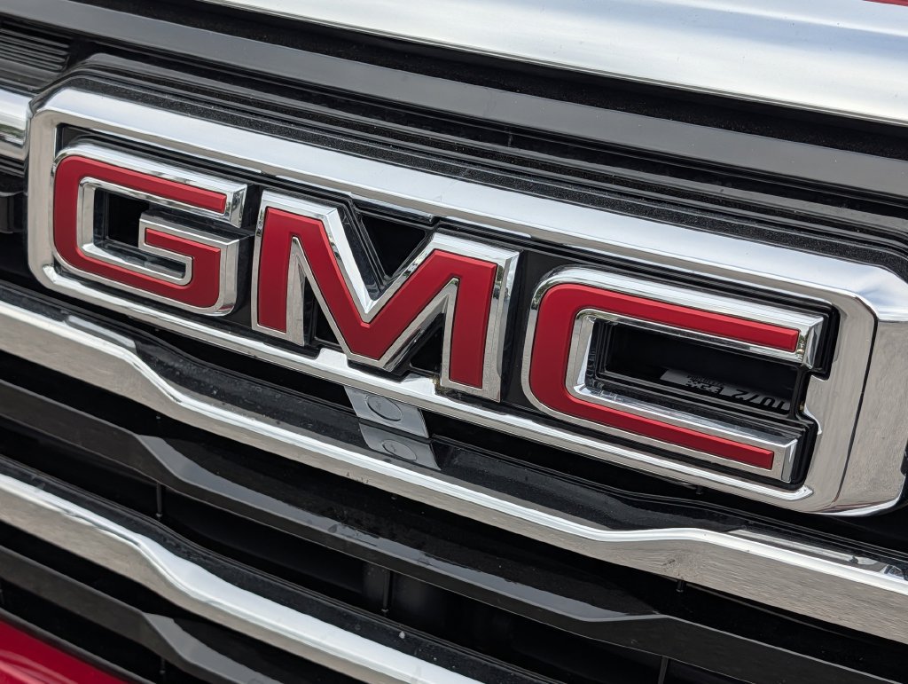 New 2027 GMC Terrain Elevation w/ Elevation Premium Package FWD image 34