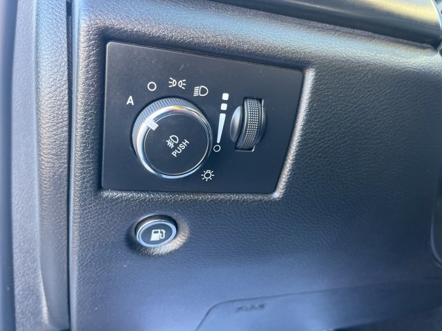 Used 2020 Jeep Grand Cherokee Altitude image 19