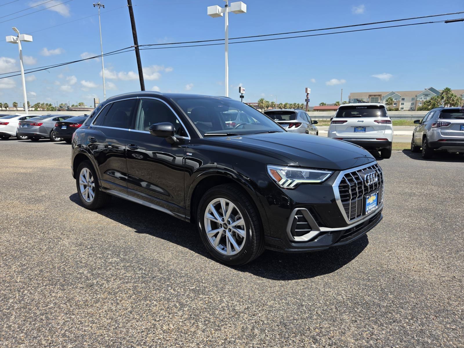 Used 2025 Audi Q3 2.0T Premium AWD/4WD image 7