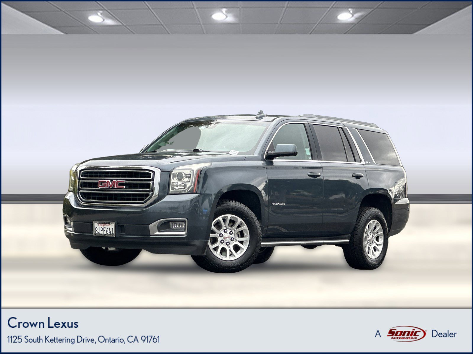 Used 2019 GMC Yukon SLE w/ Convenience Package image 1