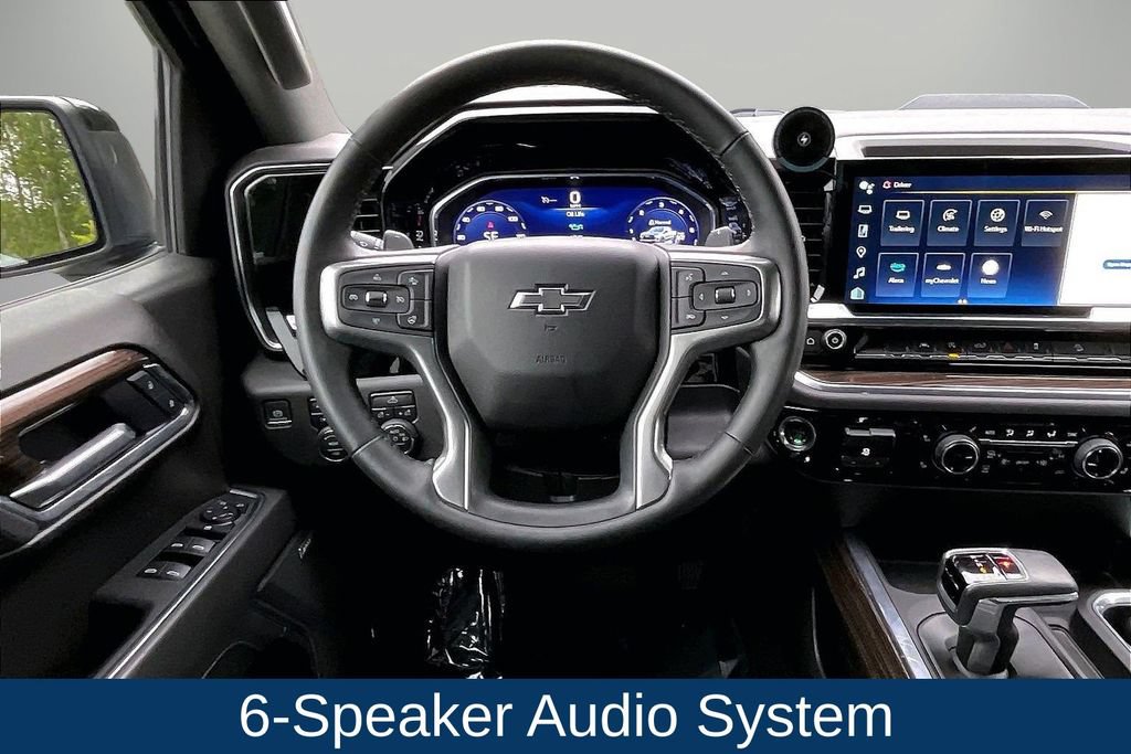 Used 2025 Chevrolet Silverado 1500 LT Trail Boss w/ Convenience Package II AWD/4WD image 12