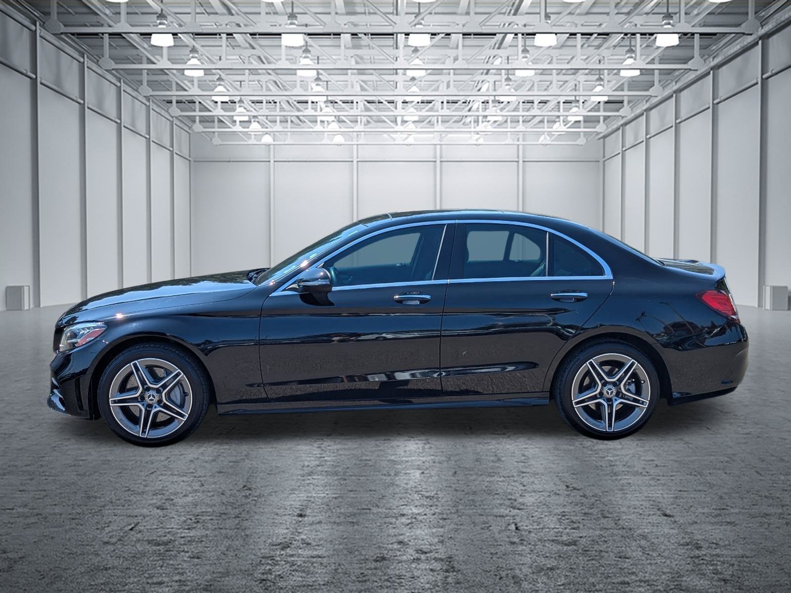Used 2020 Mercedes-Benz C 300 4MATIC Sedan image 2