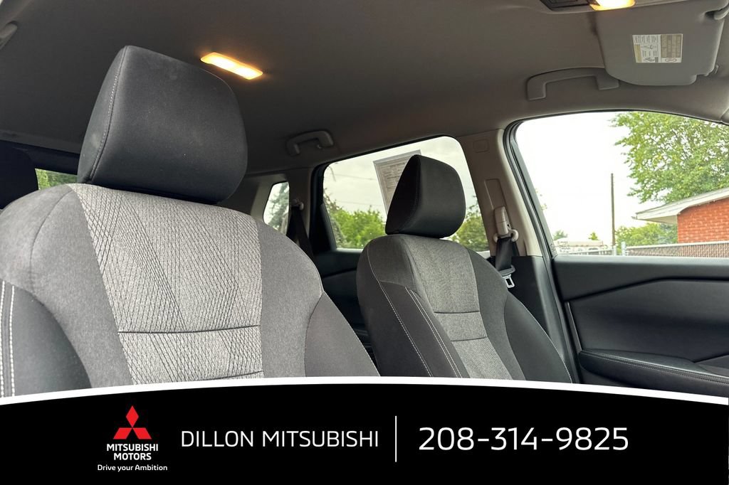 Used 2025 Nissan Rogue SV AWD/4WD image 20