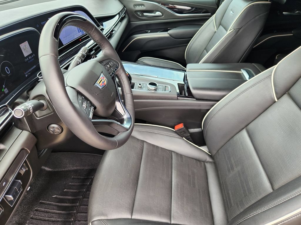 Used 2023 Cadillac Escalade ESV Sport w/ Touring Package RWD image 13
