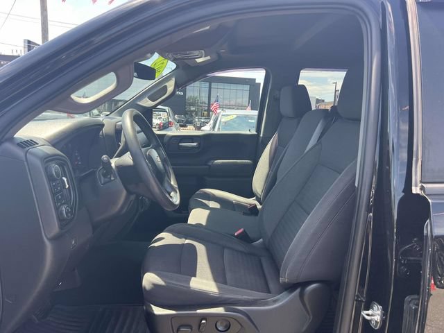 Certified 2022 Chevrolet Silverado 1500 Custom w/ LPO, Dark Essentials Package AWD/4WD image 13