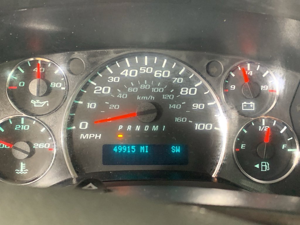 Used 2016 Chevrolet Express 3500 LS w/ Chrome Appearance Package image 23