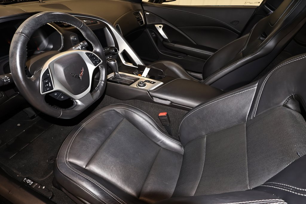 Used 2017 Chevrolet Corvette Stingray Coupe w/ Carbon Flash Badge Package image 31