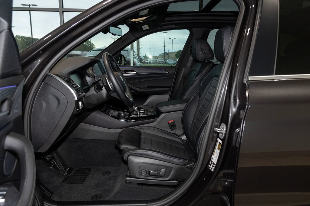 Used 2024 BMW X3 xDrive30i w/ Premium Package AWD/4WD image 13
