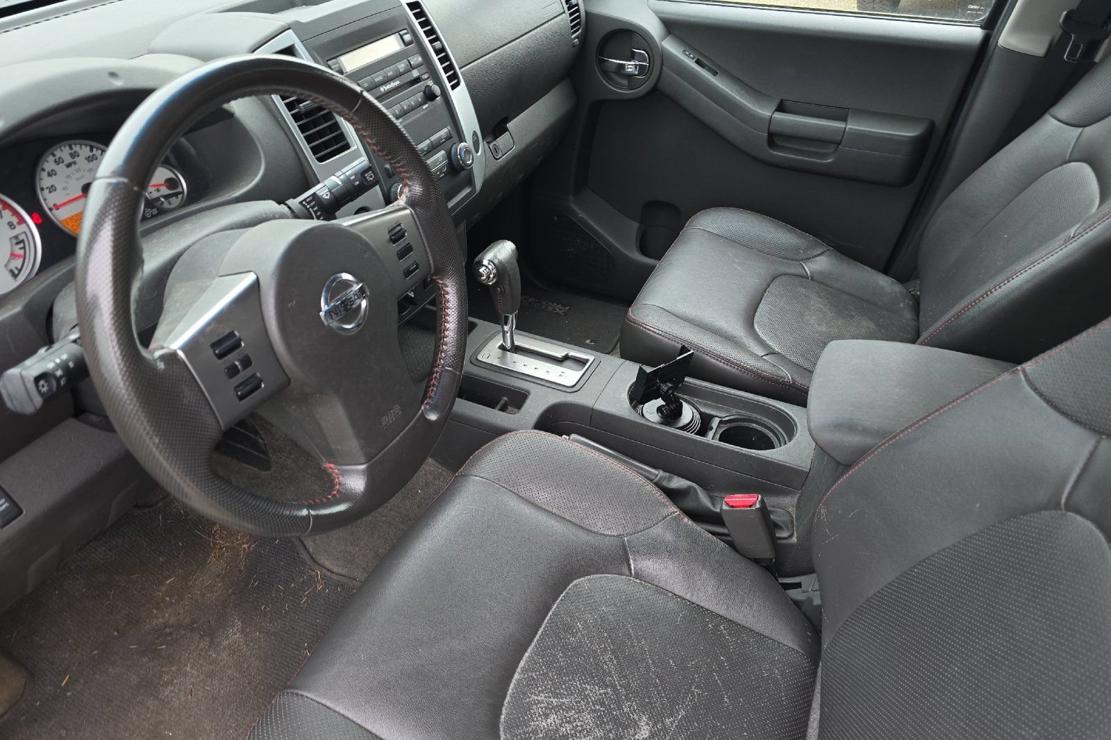 Used 2012 Nissan Xterra PRO-4X w/ Pro-4x Leather Pkg AWD/4WD image 7