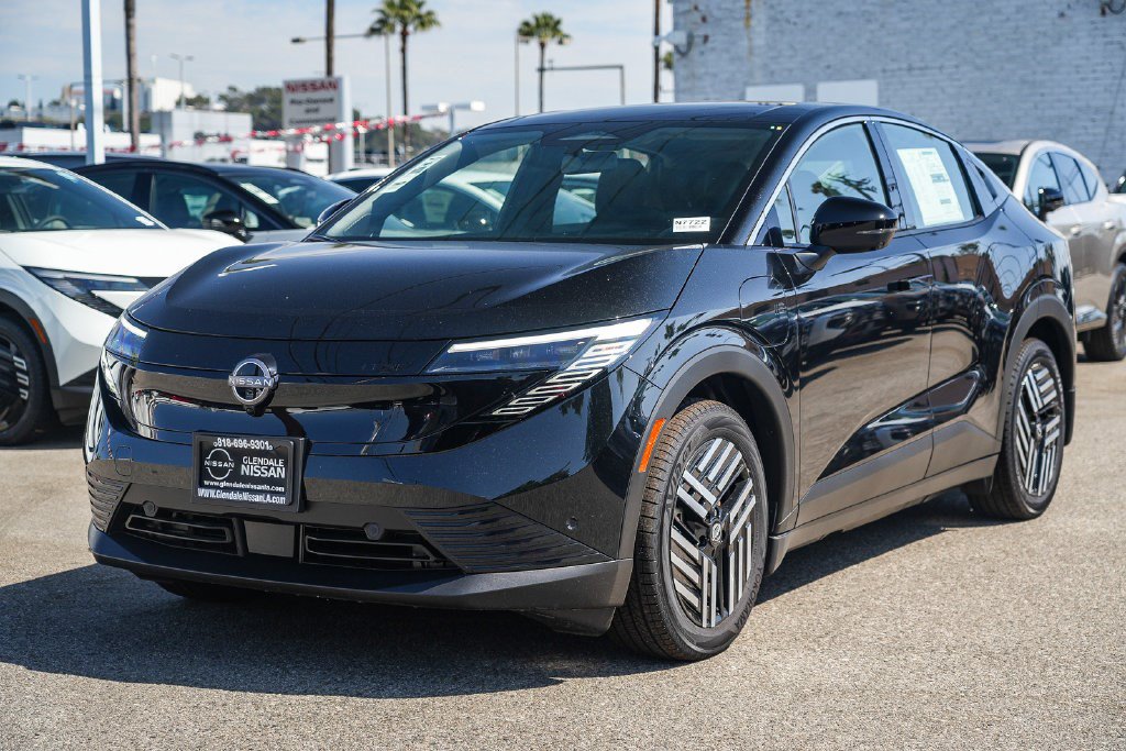 New 2026 Nissan Leaf SV+ w/ Illuminated Package FWD image 5
