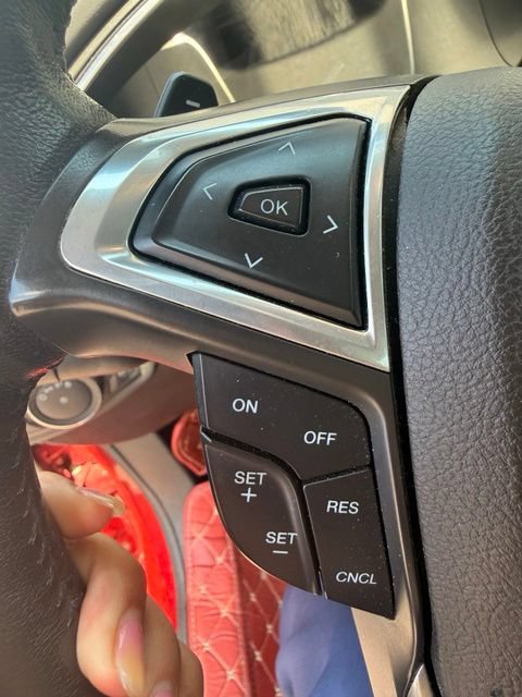 Used 2016 Ford Fusion Titanium FWD image 11