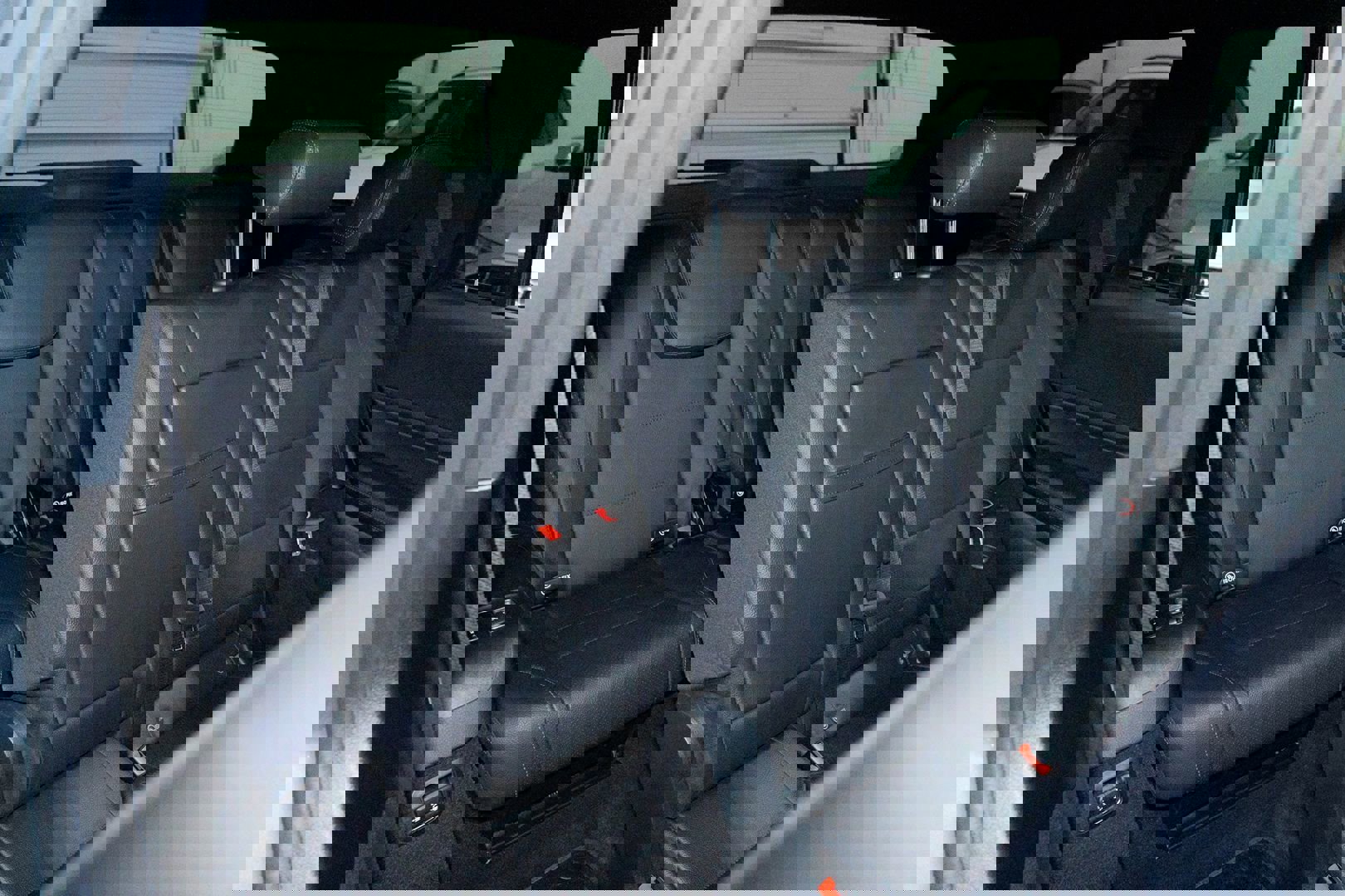 Used 2020 Mercedes-Benz GLS 450 4MATIC w/ Convenience Package image 34