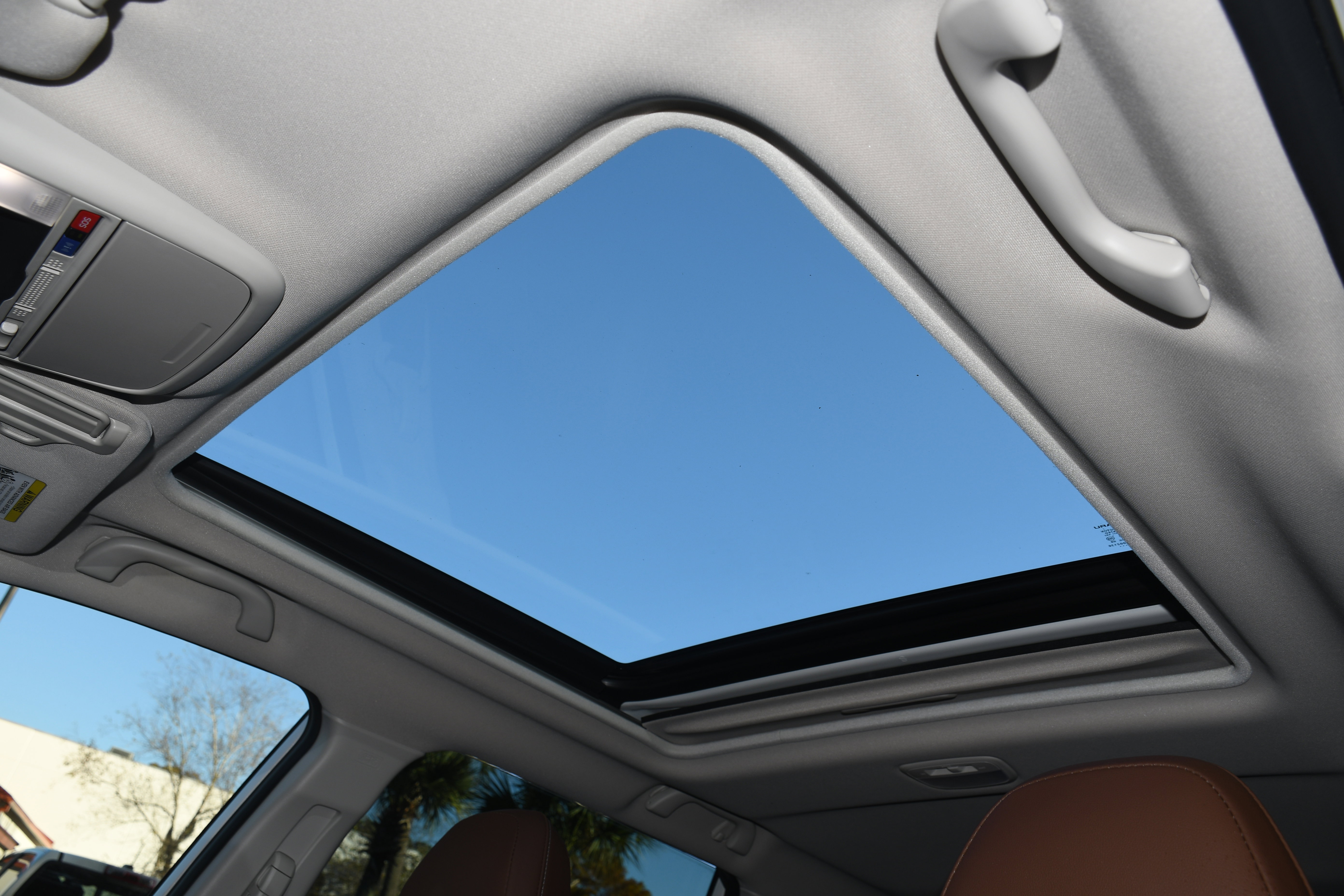 Used 2024 Subaru Forester Touring w/ POP Package 3 image 7