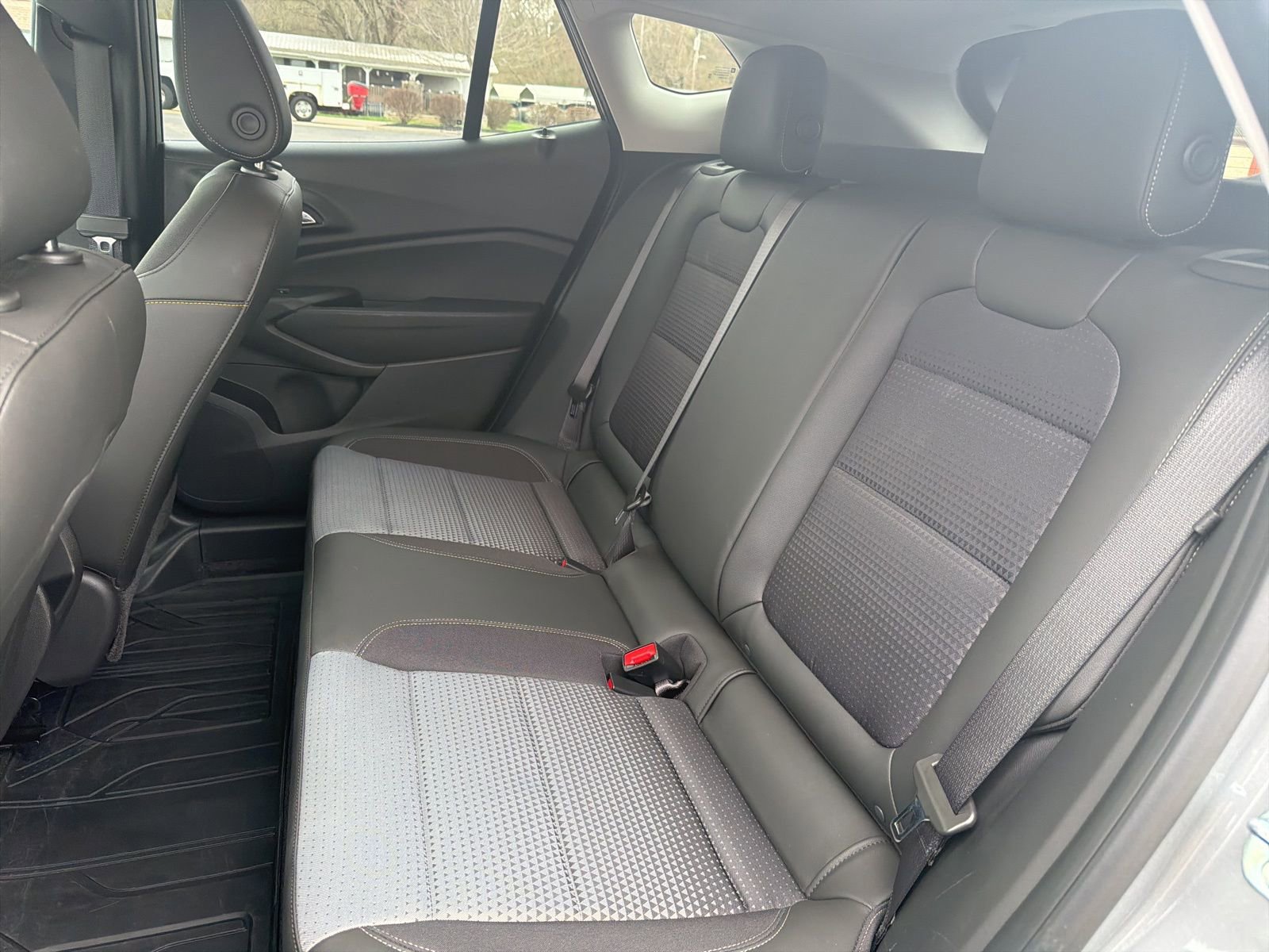 Used 2024 Chevrolet Trax LT w/ Driver Confidence Package image 24