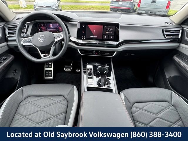 Certified 2025 Volkswagen Atlas Peak Edition SE AWD/4WD image 15
