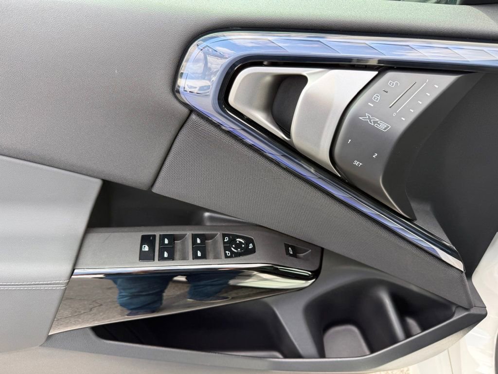 Used 2026 BMW X3 xDrive30 w/ M Sport Package image 21