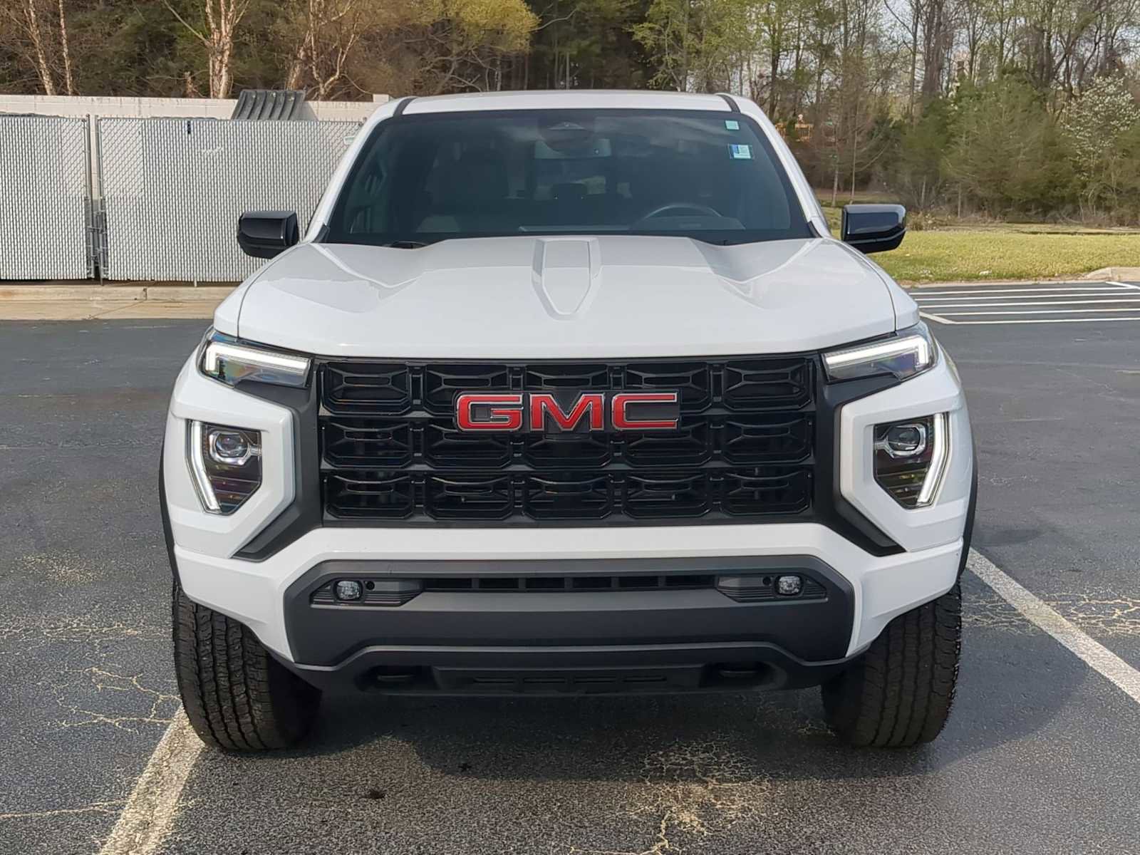 Used 2024 GMC Canyon Elevation w/ Elevation Premium Package image 3