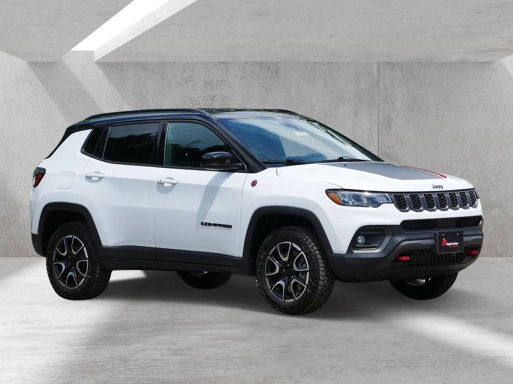 Used 2024 Jeep Compass Trailhawk AWD/4WD image 1