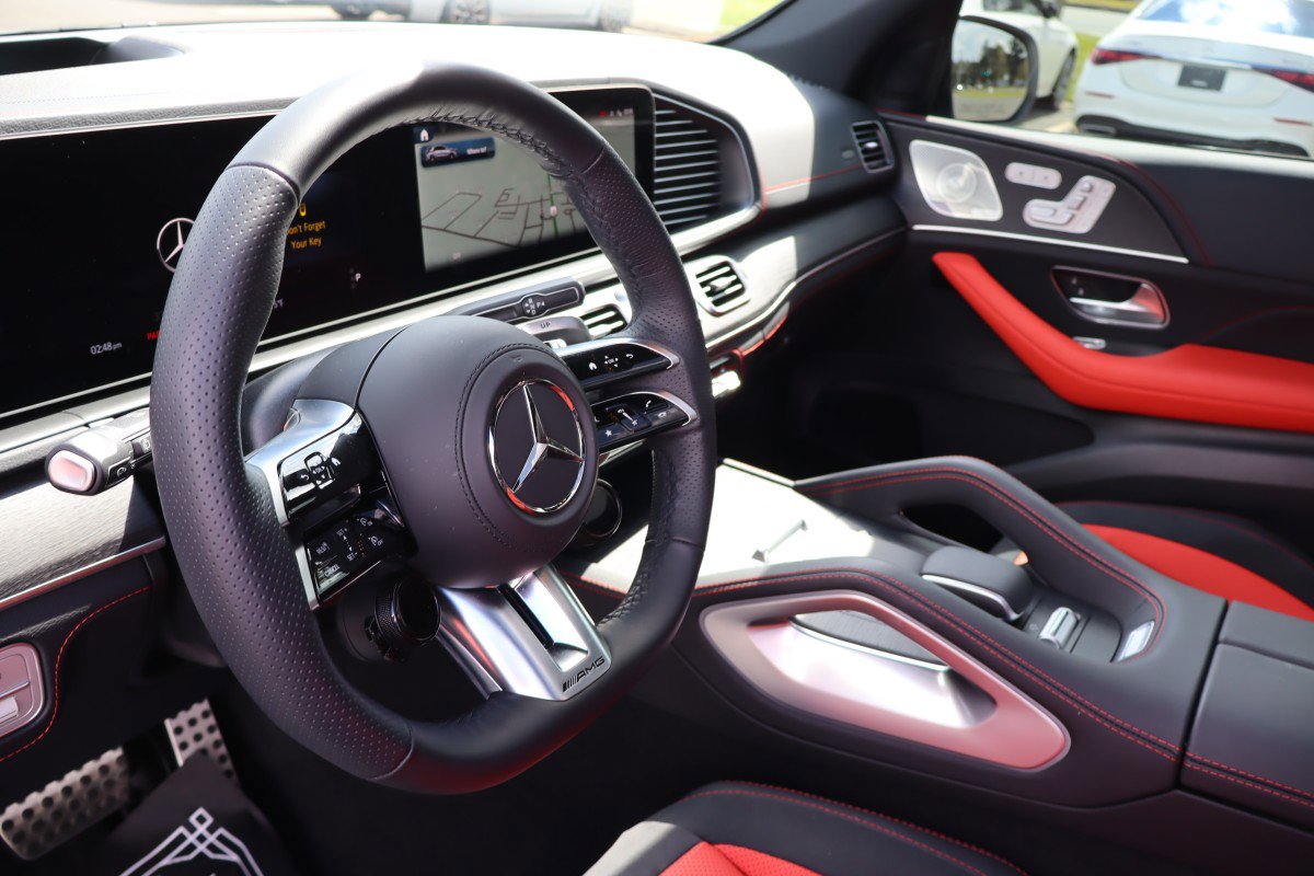 Used 2025 Mercedes-Benz GLE 53 AMG 4MATIC image 10