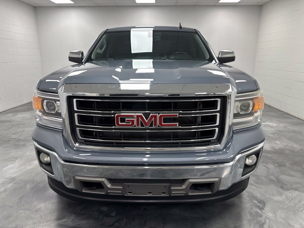 Used 2015 GMC Sierra 1500 SLT w/ SLT Crew Cab Value Package AWD/4WD image 2