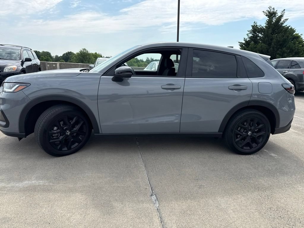 Used 2024 Honda HR-V Sport image 4