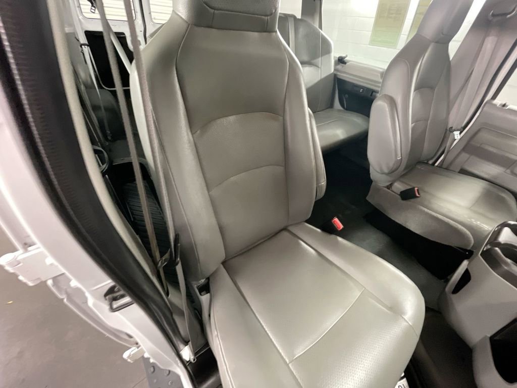 Used 2012 Ford E-350 and Econoline 350 XL w/ PWR Windows & Locks Group image 24