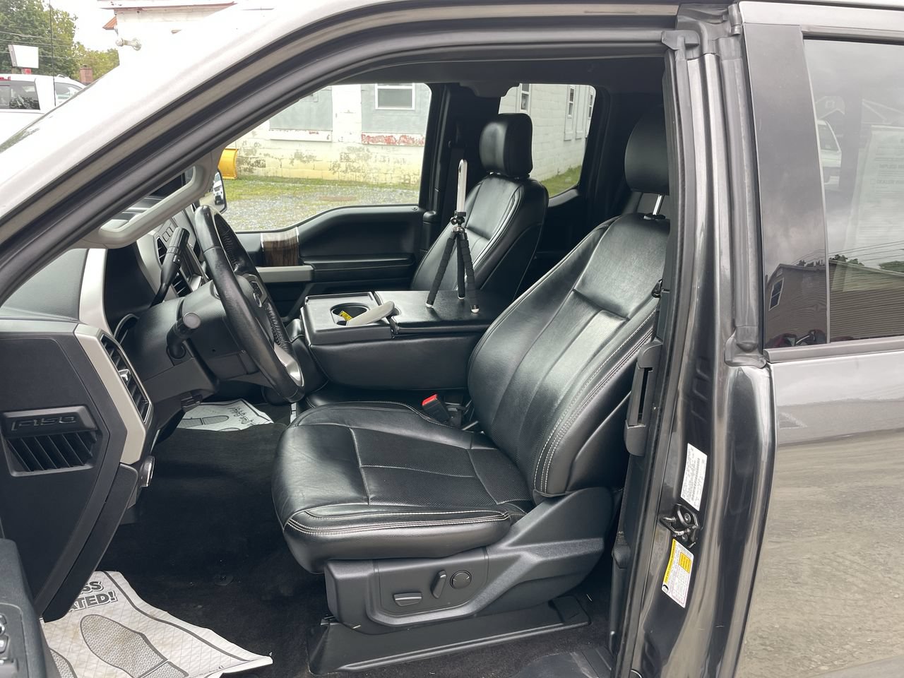 Used 2020 Ford F150 Lariat AWD/4WD image 27