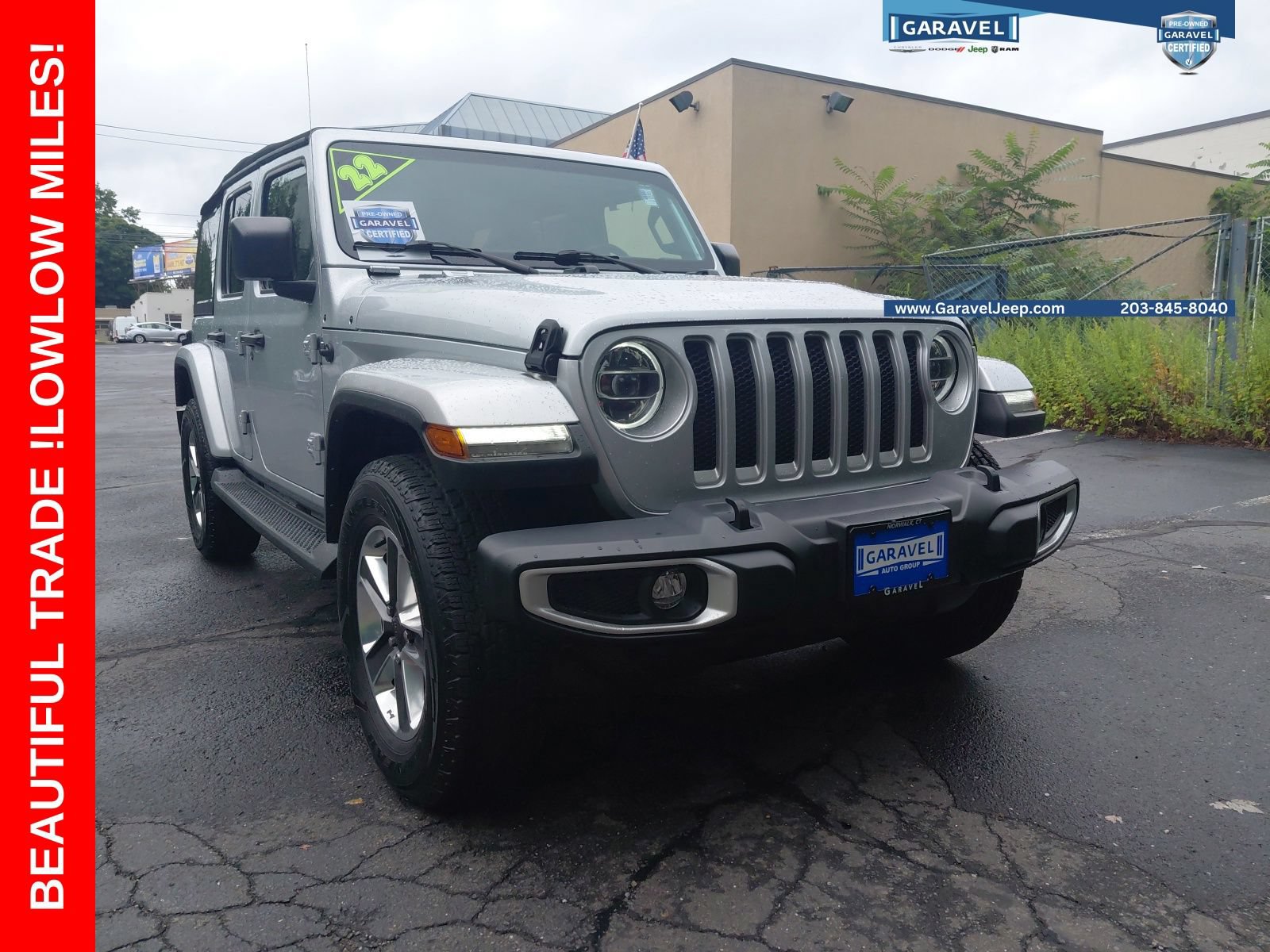 Used 2022 Jeep Wrangler Unlimited Sahara w/ LED Lighting Group AWD/4WD image 1