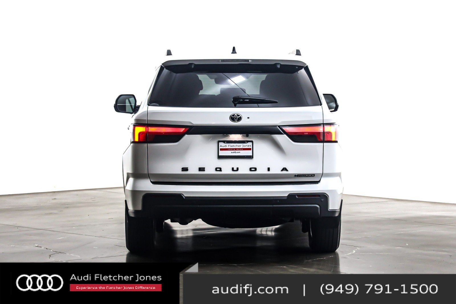 Used 2025 Toyota Sequoia SR5 w/ TRD Sport Package image 5