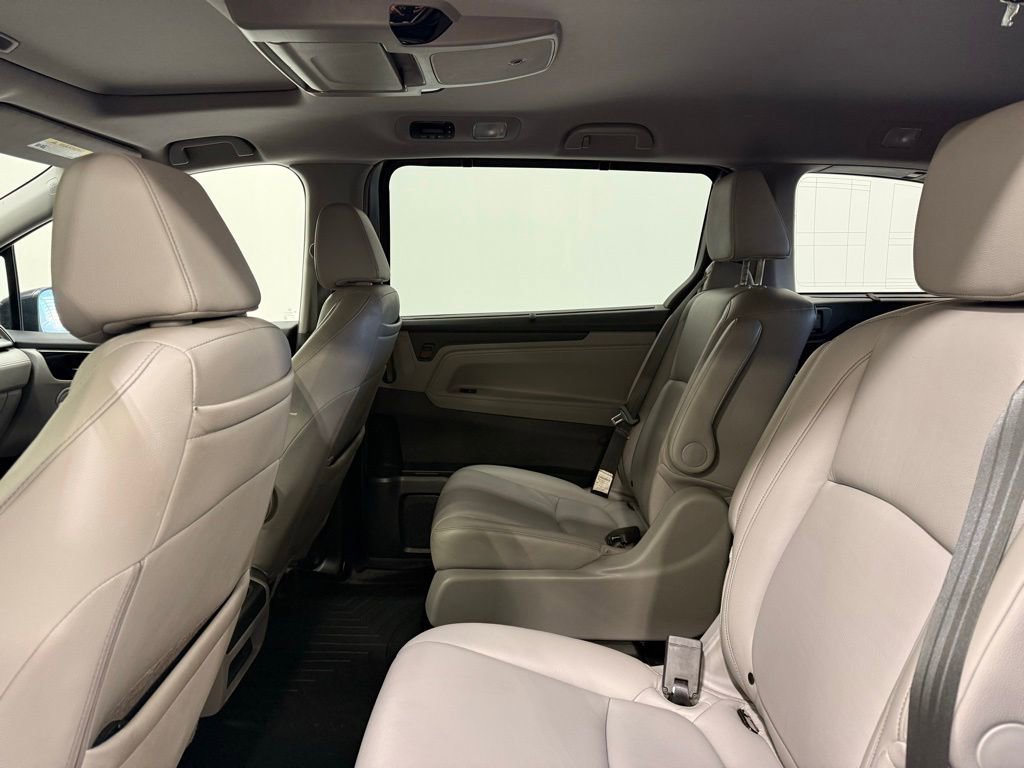 Used 2023 Honda Odyssey Touring image 20