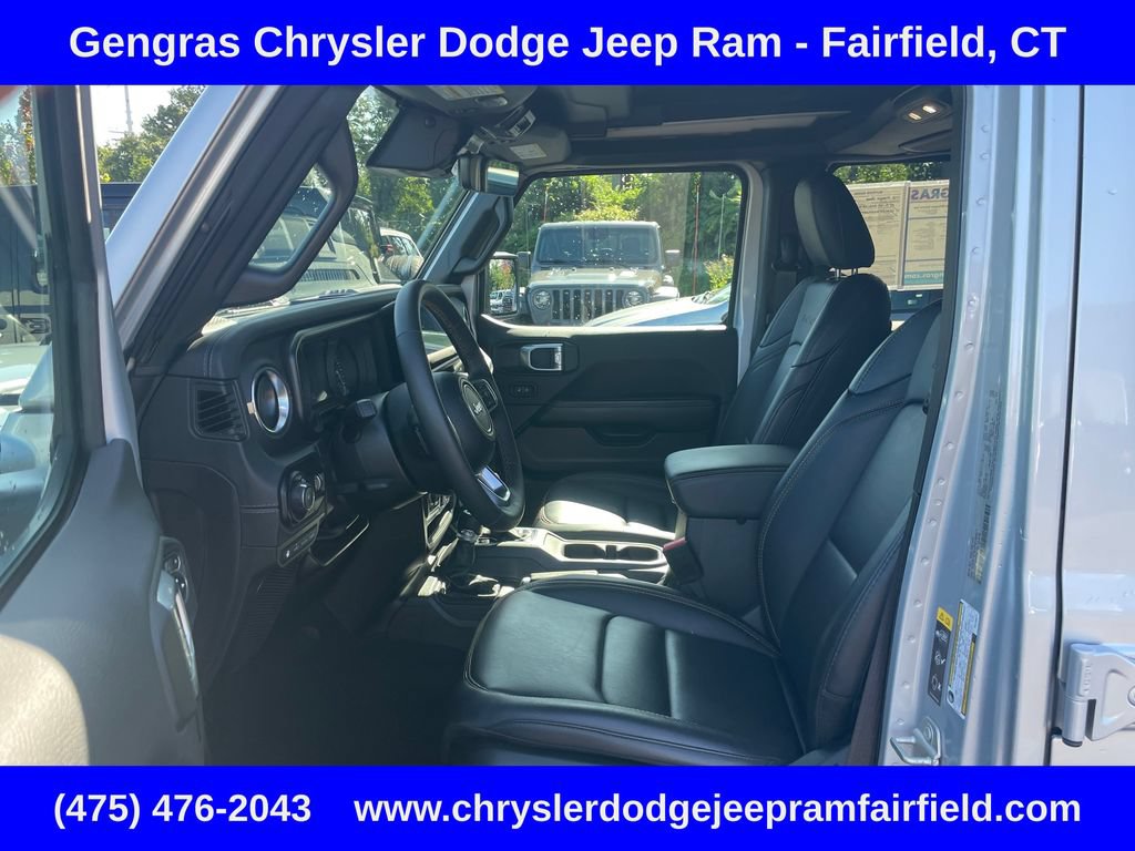 Certified 2024 Jeep Wrangler Unlimited Sahara w/ Technology Group AWD/4WD image 46
