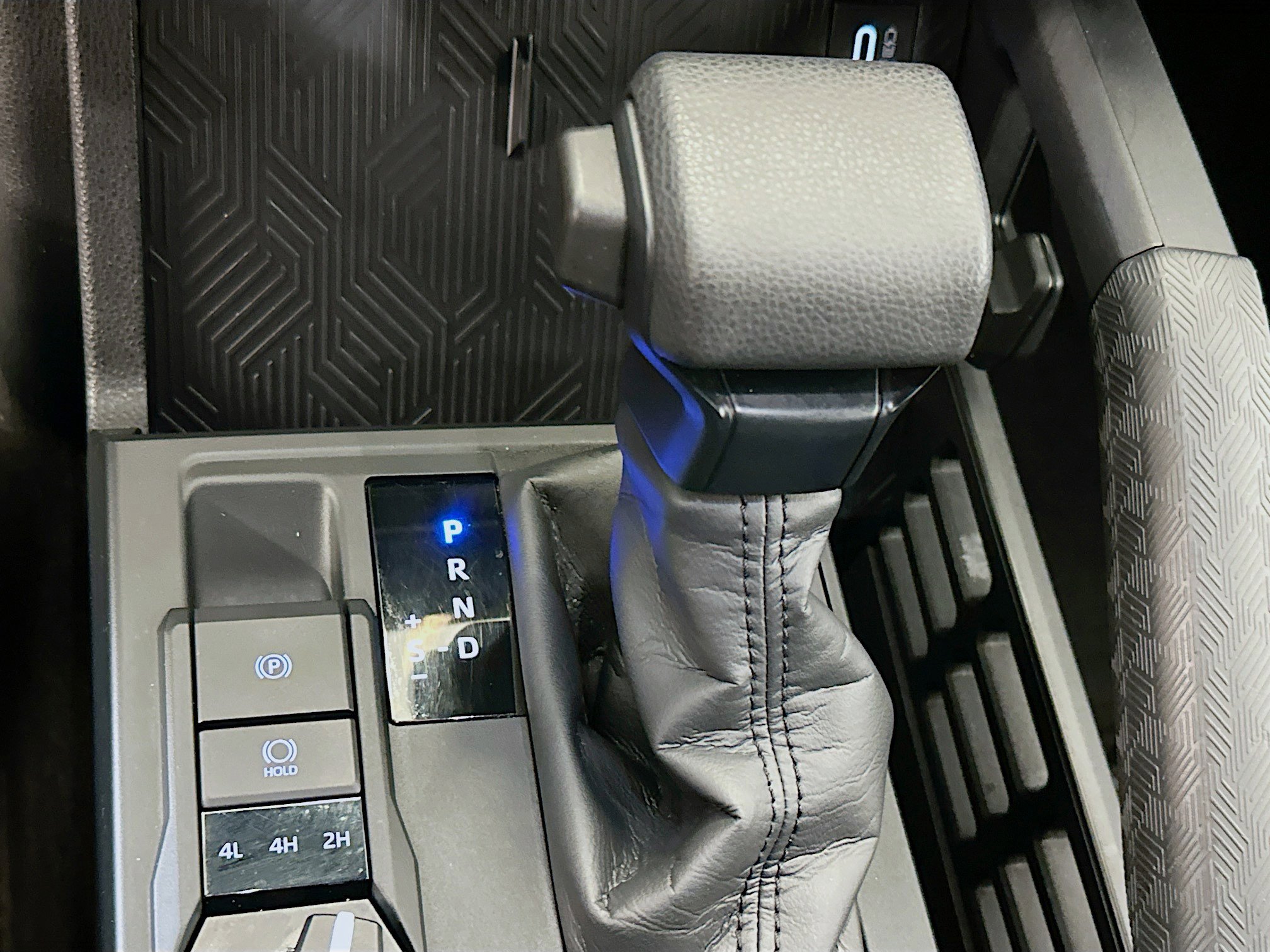 Used 2025 Toyota 4Runner SR5 image 25