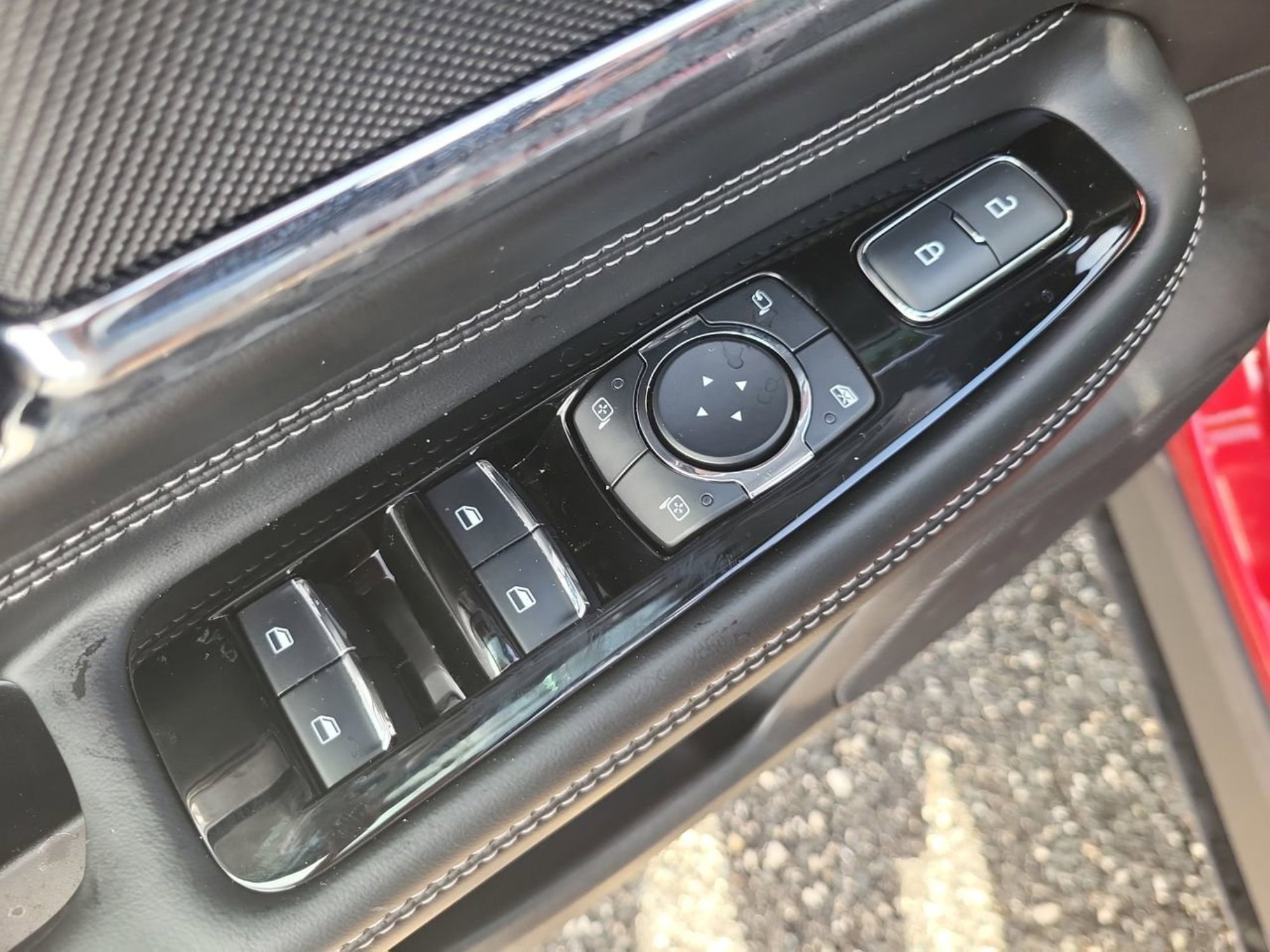 Used 2025 Lincoln Corsair Grand Touring w/ Equipment Group 302A image 17