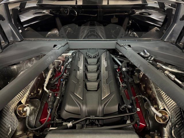 Used 2023 Chevrolet Corvette Stingray Coupe w/ 1LT RWD image 21