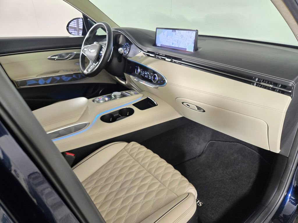 Used 2022 Genesis GV70 3.5T Sport w/ Sport Advanced Package image 12